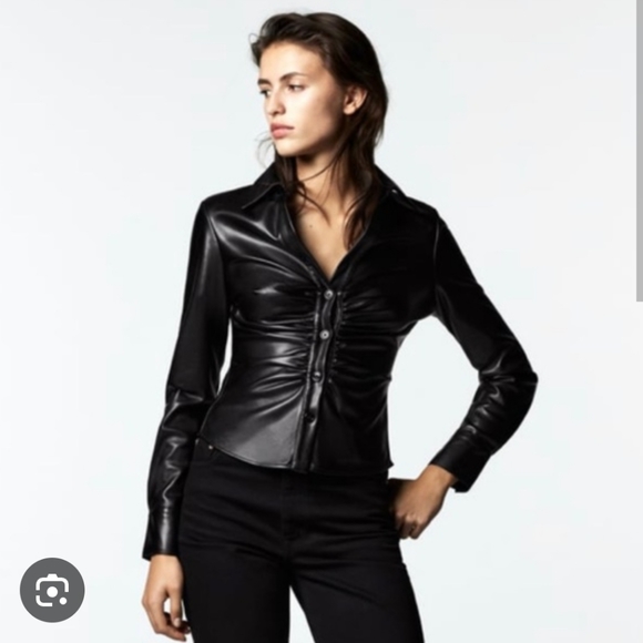 Zara Tops - ZARA FAUX LEATHER FITTED BUTTON DOWN TOP XS
